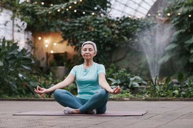 Yoga après 60 ans